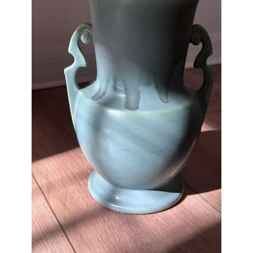 Roseville pottery carnelian